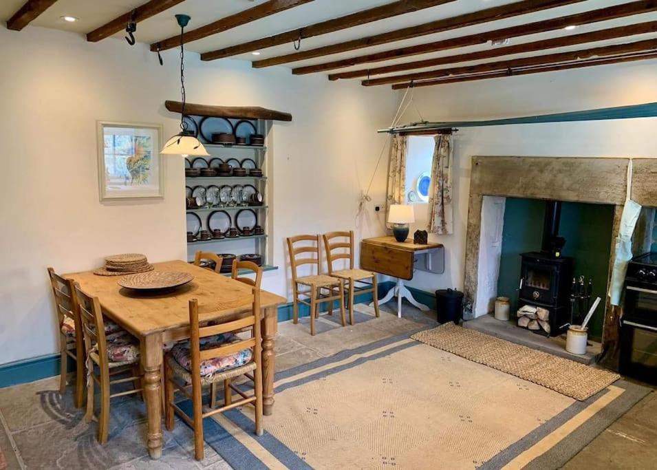 Millstone Cottage - Cosy Peak District Cottage Taddington Kültér fotó